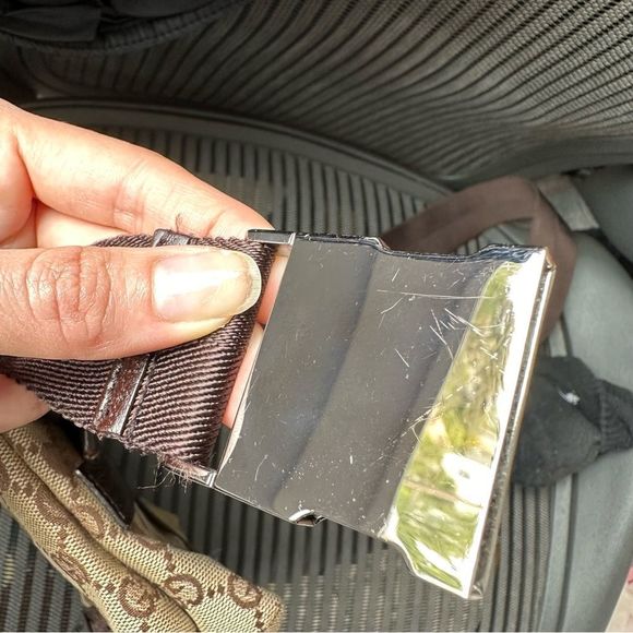 EUC Gucci Canvas Logo Bucket Belt Bag/ Waist Bag - Picture 9 of 15